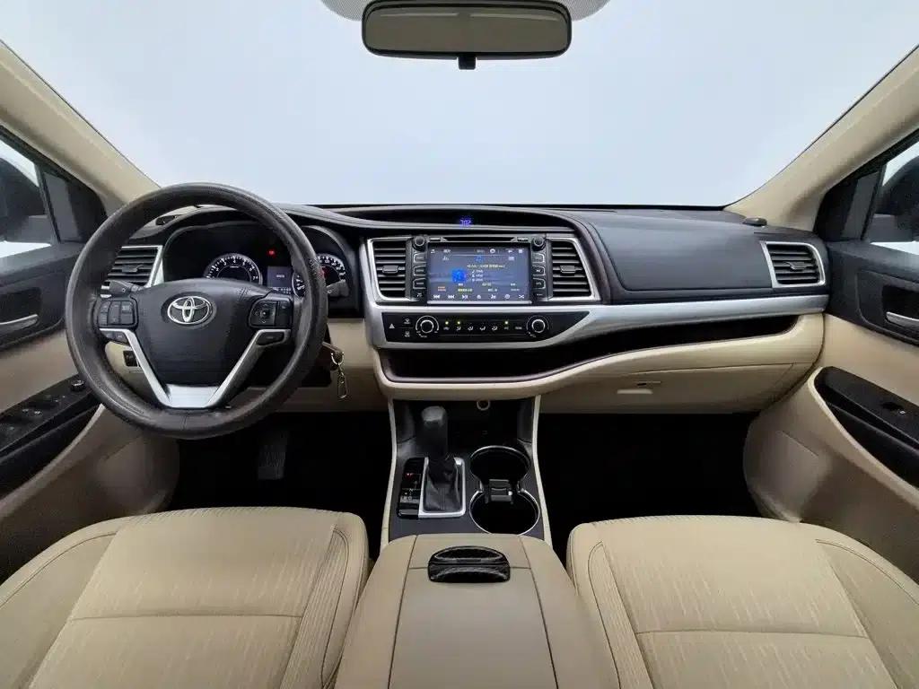 2017 Highlander 2.0T AWD Elite Edition 7-seater — миниатюра 5