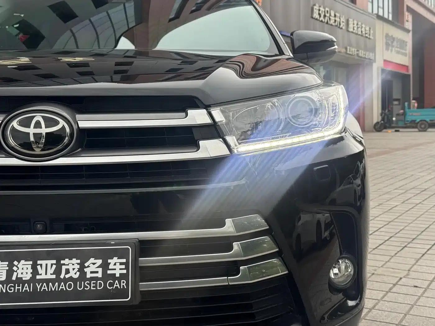 Highlander 2020 2.0T AWD Millionth Anniversary Edition 7-Seater — миниатюра 4