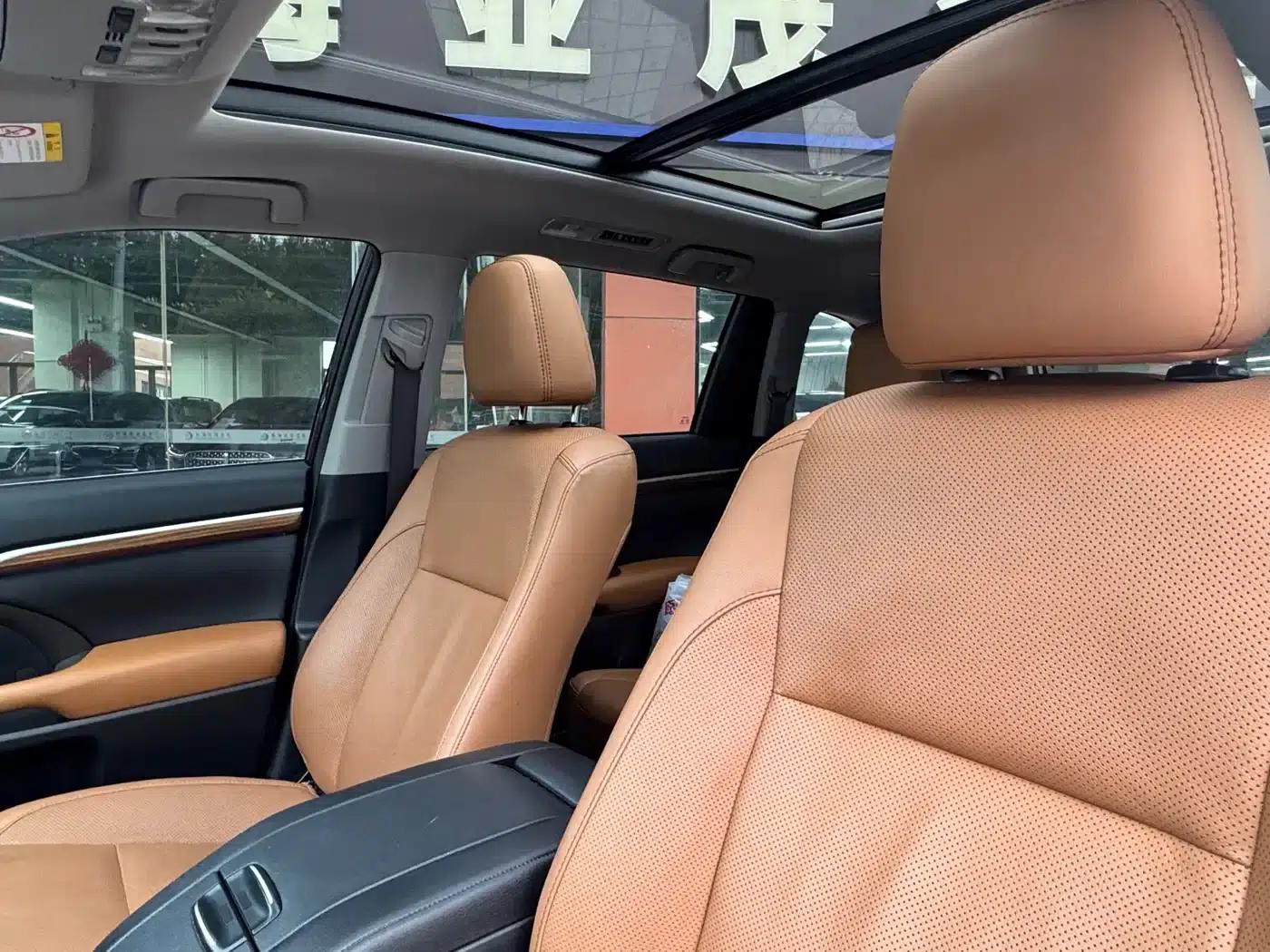 Highlander 2020 2.0T AWD Millionth Anniversary Edition 7-Seater — миниатюра 9