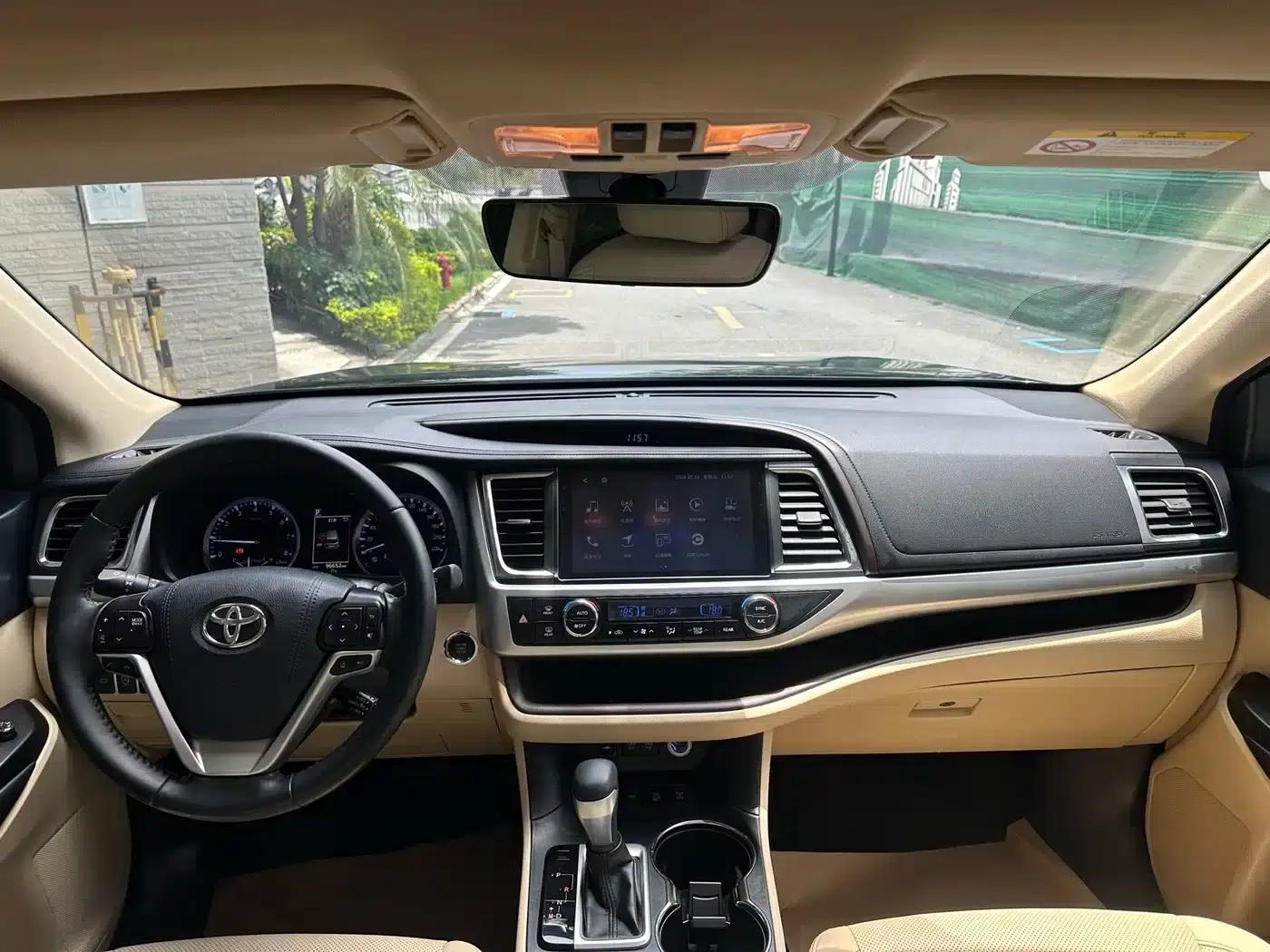 2018 Toyota Highlander 2.0T 4WD Premium Edition 7-seater (China VI Emission Standard) — миниатюра 13