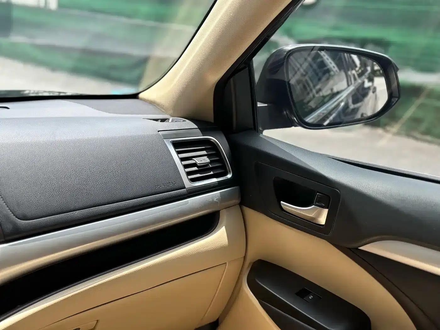 2018 Toyota Highlander 2.0T 4WD Premium Edition 7-seater (China VI Emission Standard) — миниатюра 16