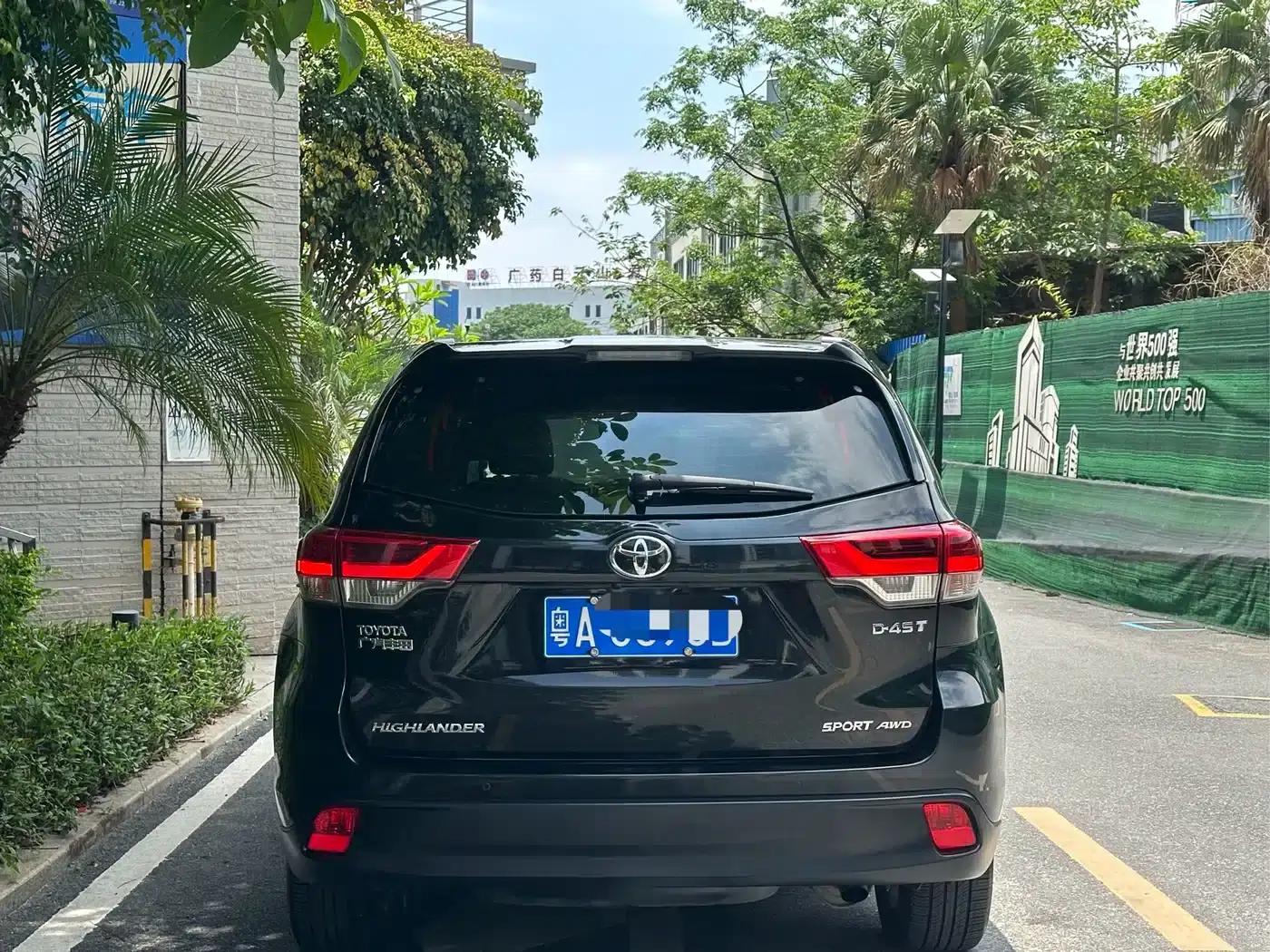 2018 Toyota Highlander 2.0T 4WD Premium Edition 7-seater (China VI Emission Standard) — миниатюра 5
