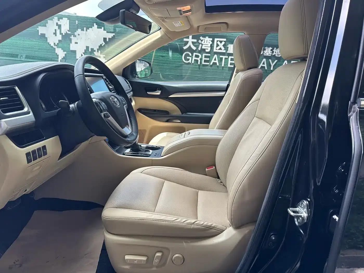 2018 Toyota Highlander 2.0T 4WD Premium Edition 7-seater (China VI Emission Standard) — миниатюра 9