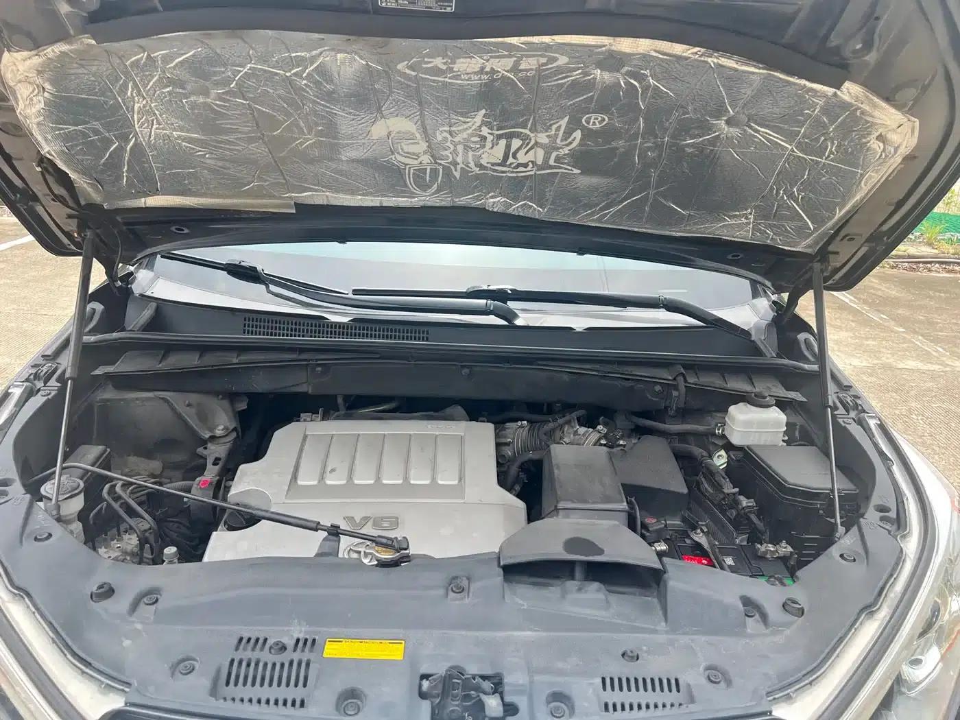 2015 Highlander 3.5L AWD Elite Edition 7-Seater — миниатюра 13