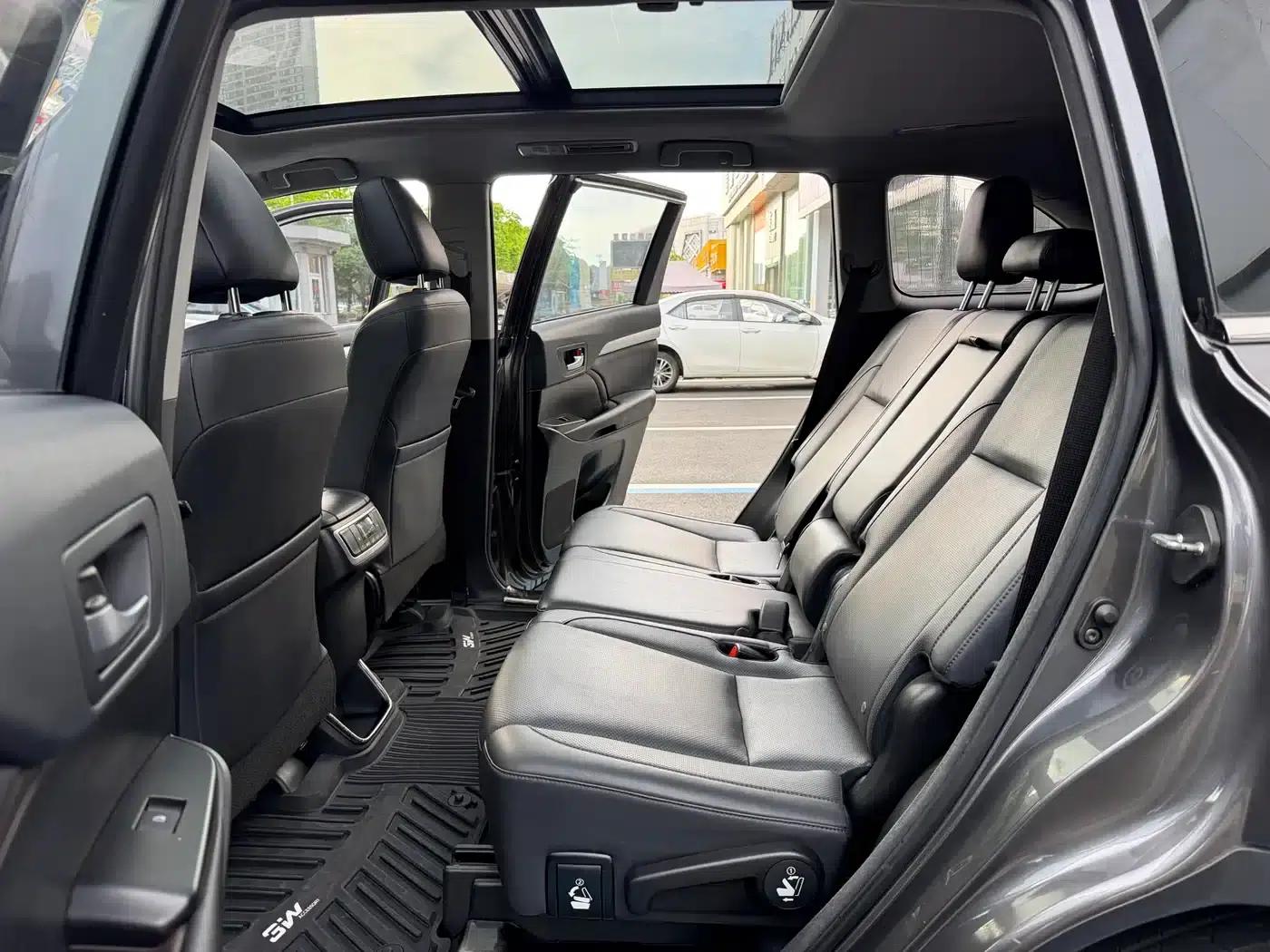2018 Toyota Highlander 2.0T 2WD Luxury 7-seater (National V Emission Standard) — миниатюра 11