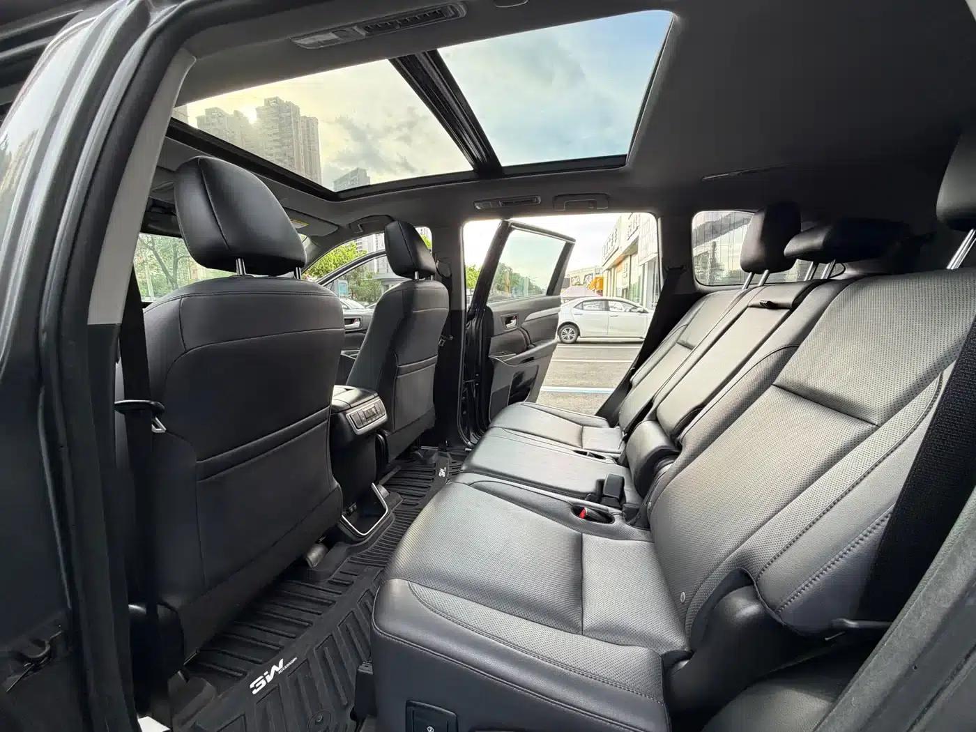 2018 Toyota Highlander 2.0T 2WD Luxury 7-seater (National V Emission Standard) — миниатюра 12