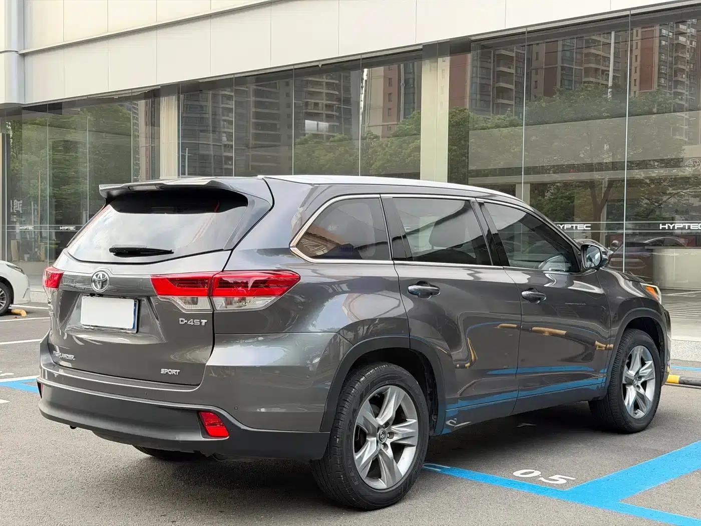 2018 Toyota Highlander 2.0T 2WD Luxury 7-seater (National V Emission Standard) — миниатюра 5