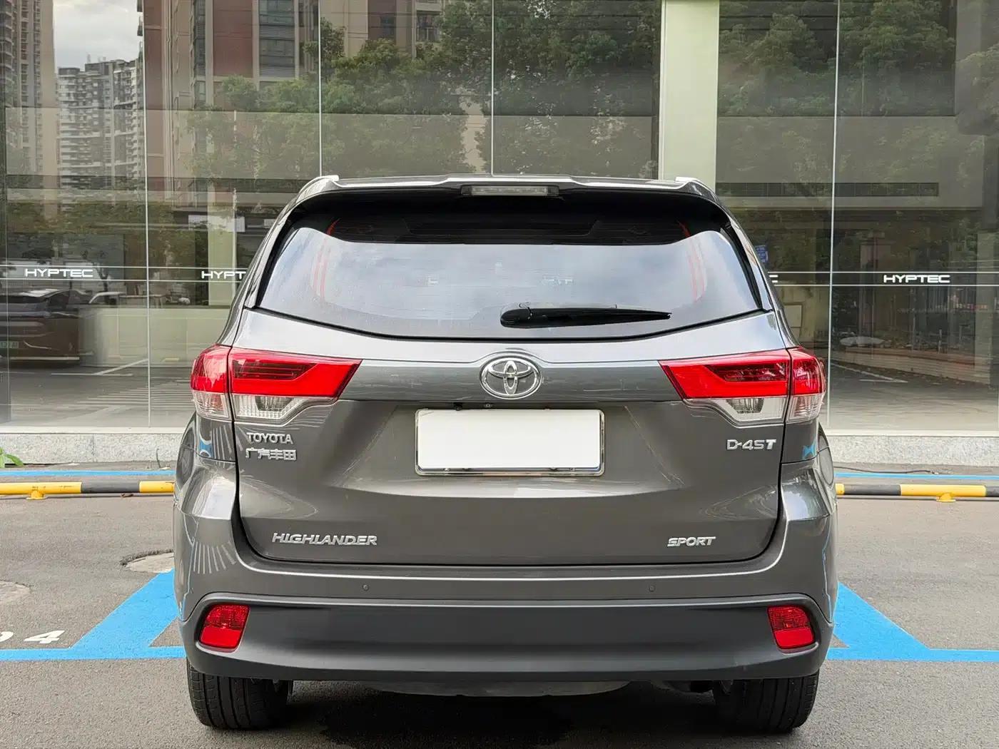 2018 Toyota Highlander 2.0T 2WD Luxury 7-seater (National V Emission Standard) — миниатюра 6