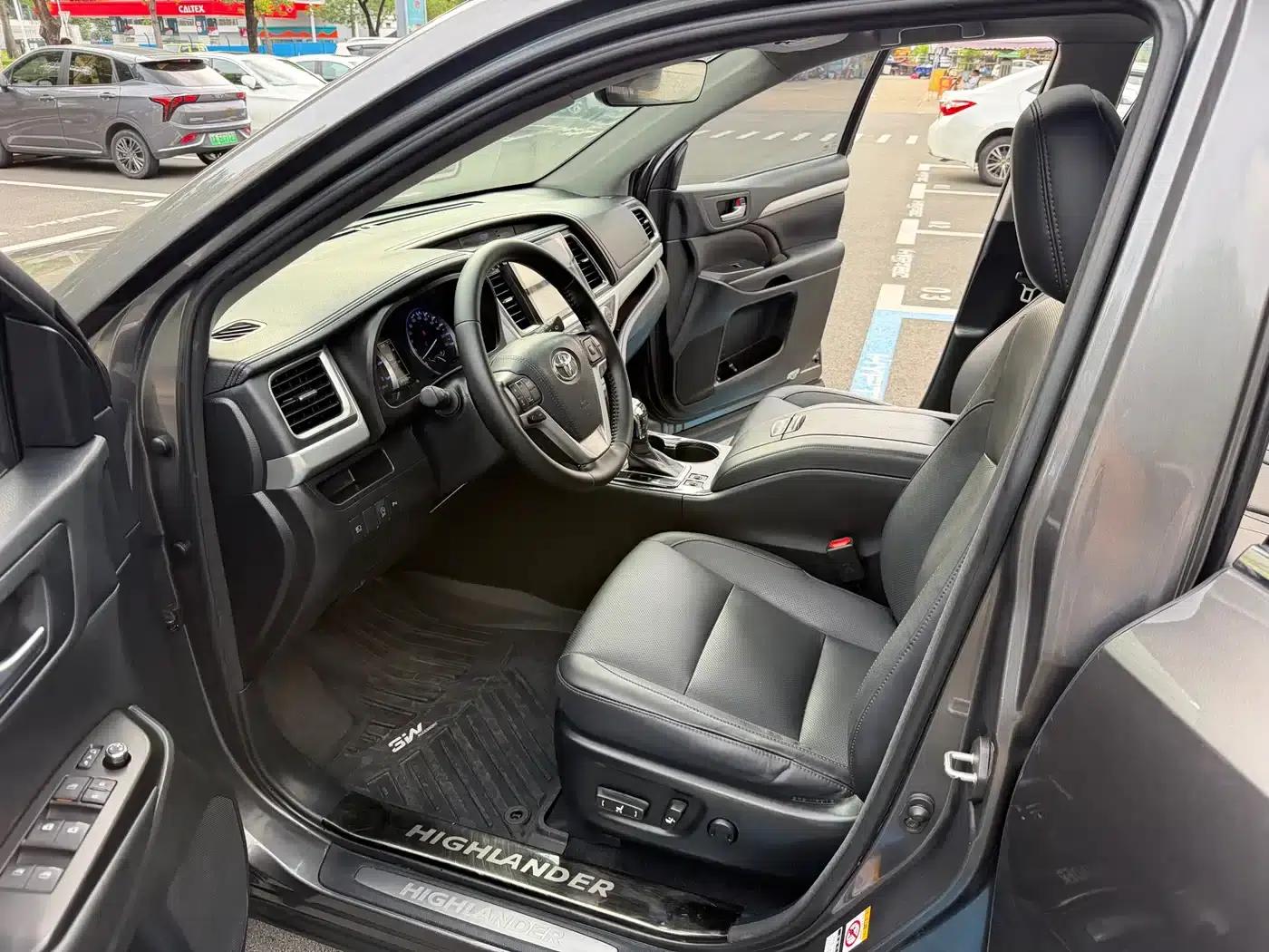 2018 Toyota Highlander 2.0T 2WD Luxury 7-seater (National V Emission Standard) — миниатюра 9