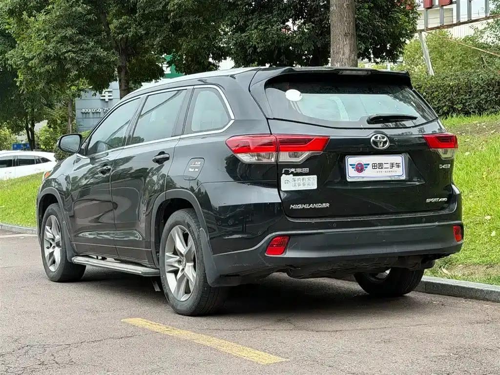 2021 Toyota Highlander 2.0T AWD Luxury 7-seater — миниатюра 4