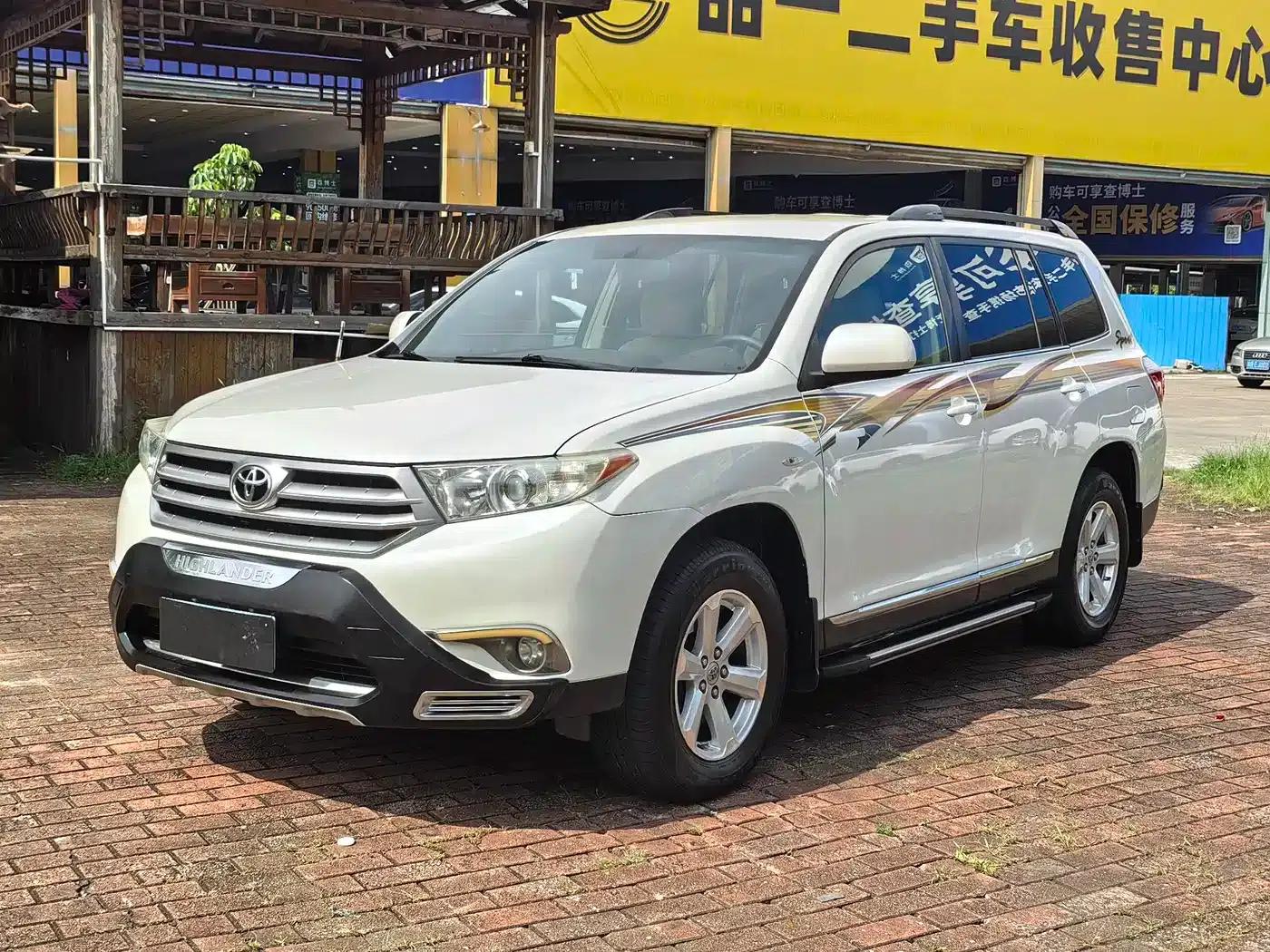 2012 Highlander 2.7L 2WD 7-seater Elite Edition — миниатюра 1