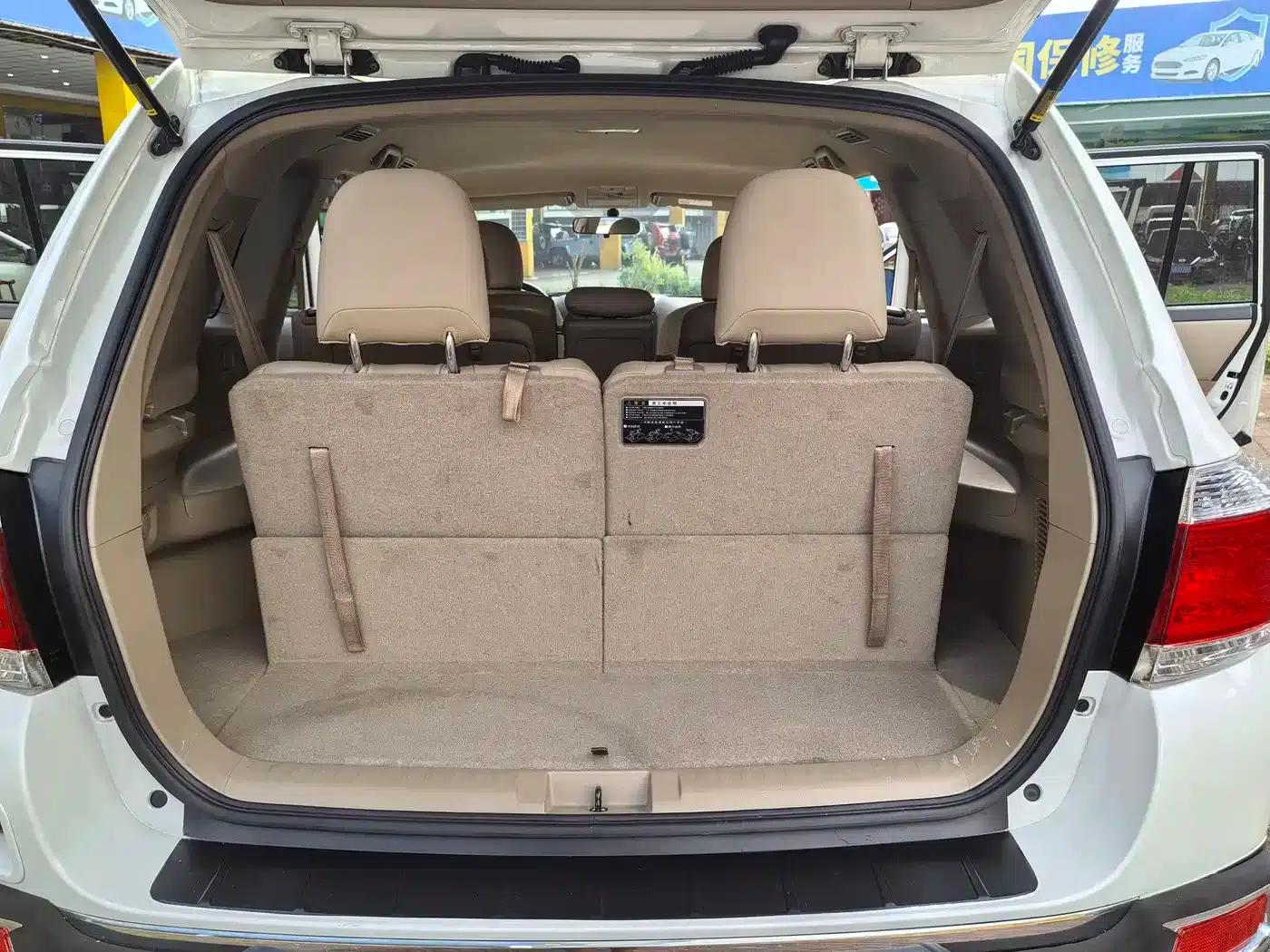 2012 Highlander 2.7L 2WD 7-seater Elite Edition — миниатюра 13