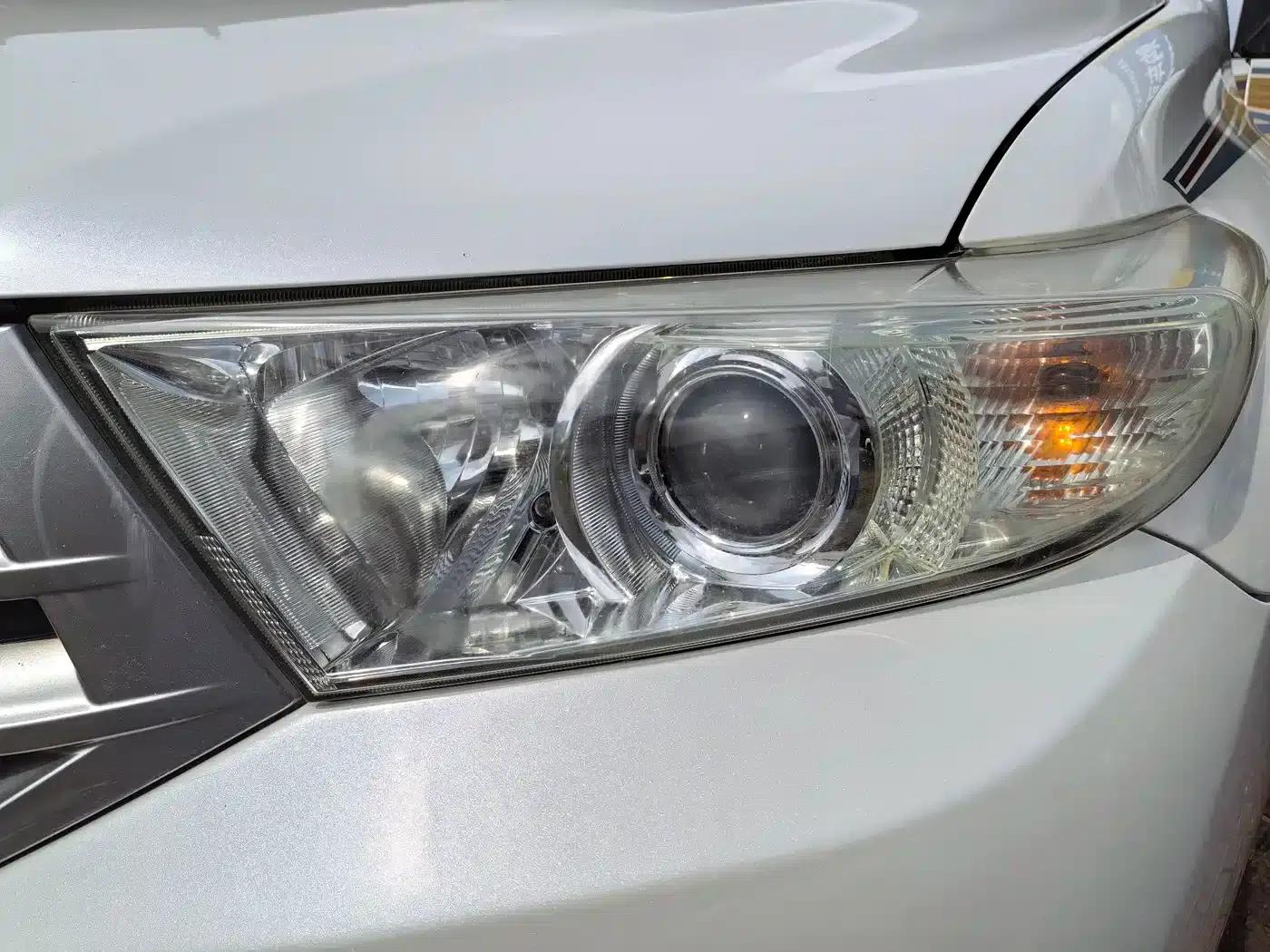 2012 Highlander 2.7L 2WD 7-seater Elite Edition — миниатюра 14