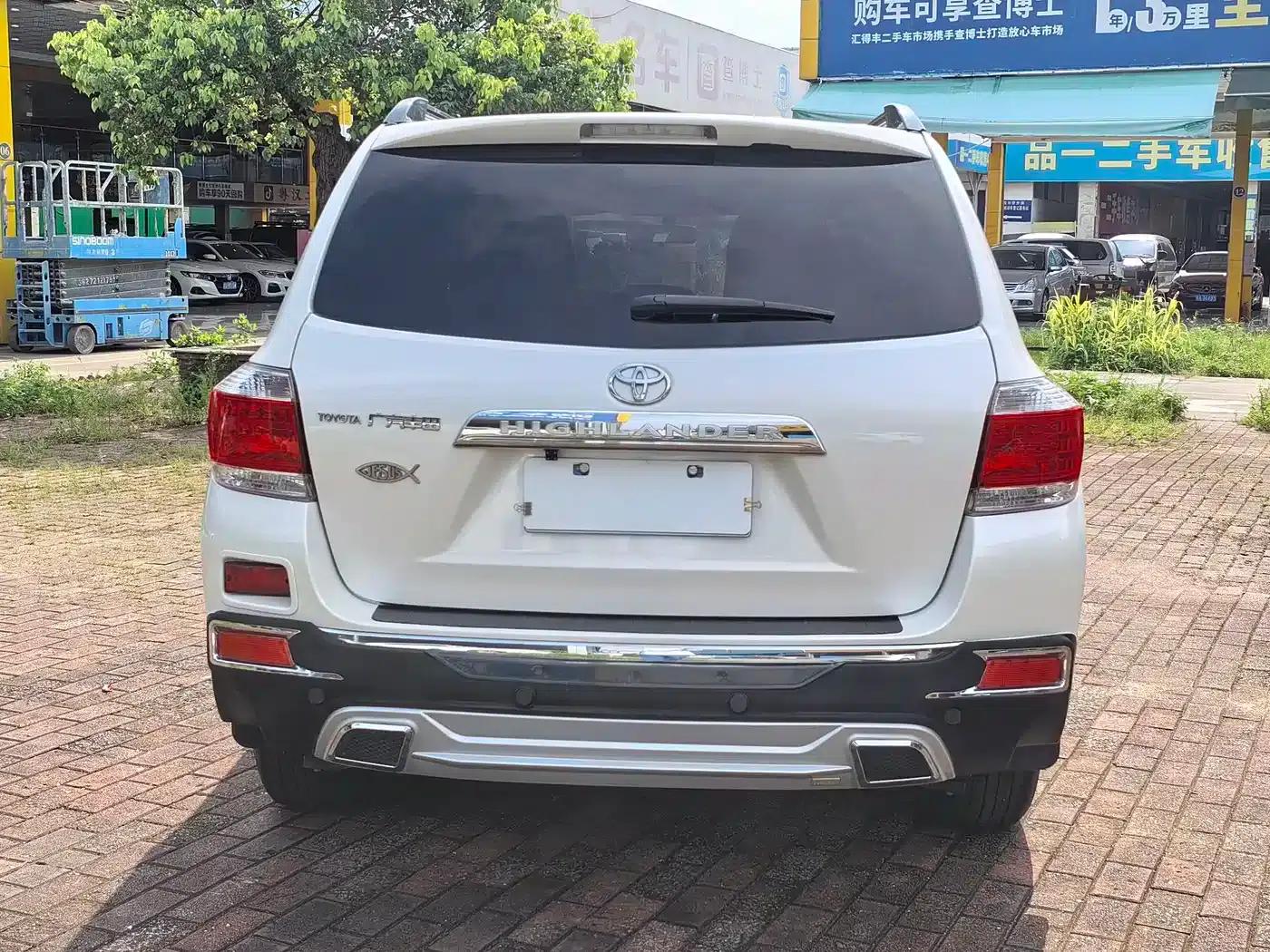 2012 Highlander 2.7L 2WD 7-seater Elite Edition — миниатюра 5