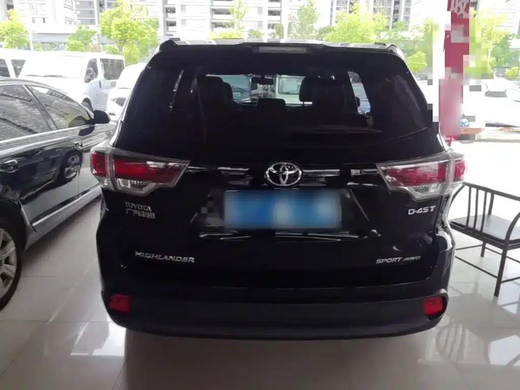 2015 Highlander 2.0T AWD Luxury 7-seater — миниатюра 6