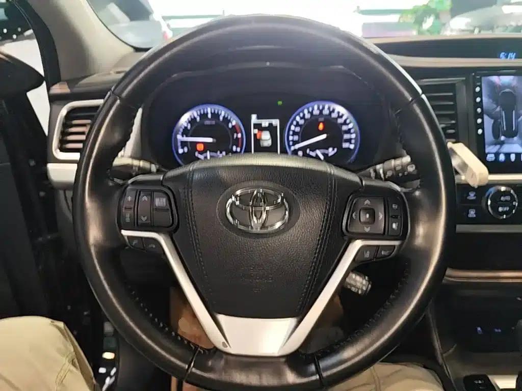 2018 Toyota Highlander 2.0T AWD Luxury 7-seater (China VI Emission Standard) — миниатюра 11