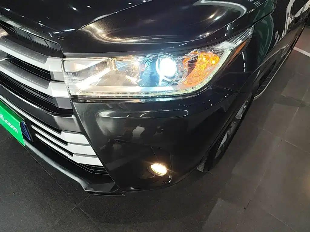 2018 Toyota Highlander 2.0T AWD Luxury 7-seater (China VI Emission Standard) — миниатюра 24