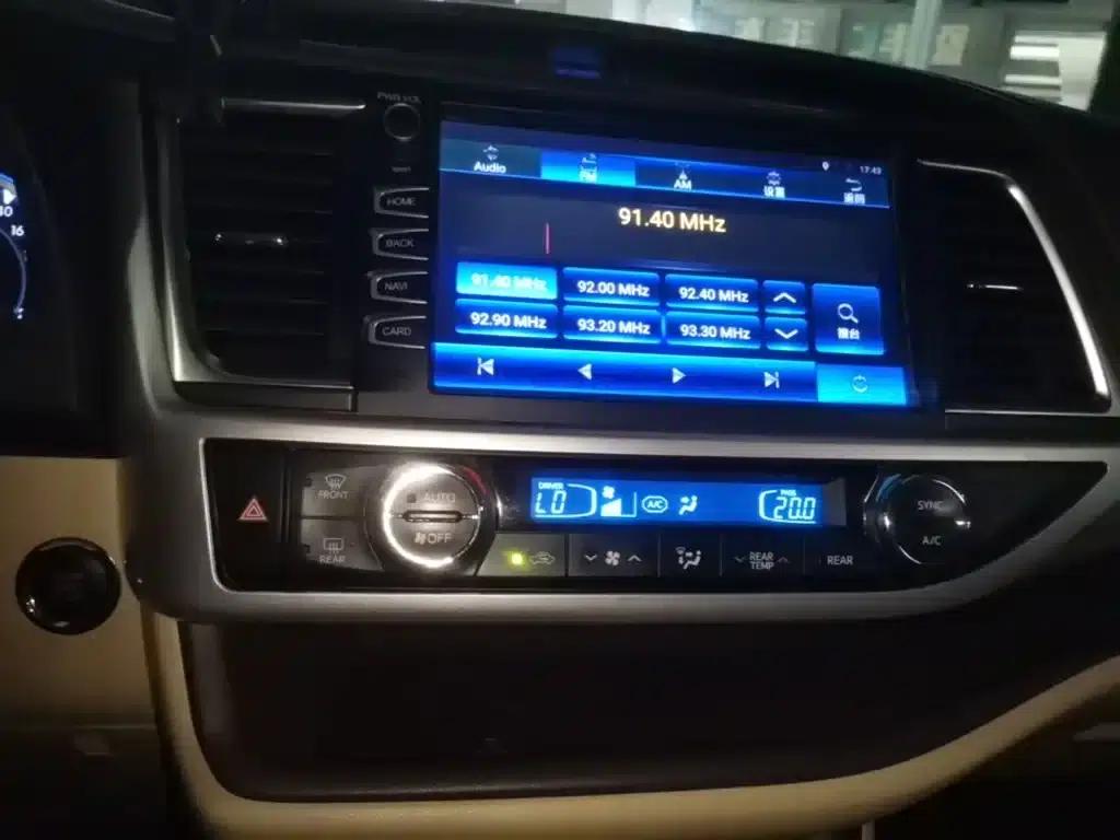2018 Toyota Highlander 2.0T AWD Luxury 7-seater (China VI Emission Standard) — миниатюра 13