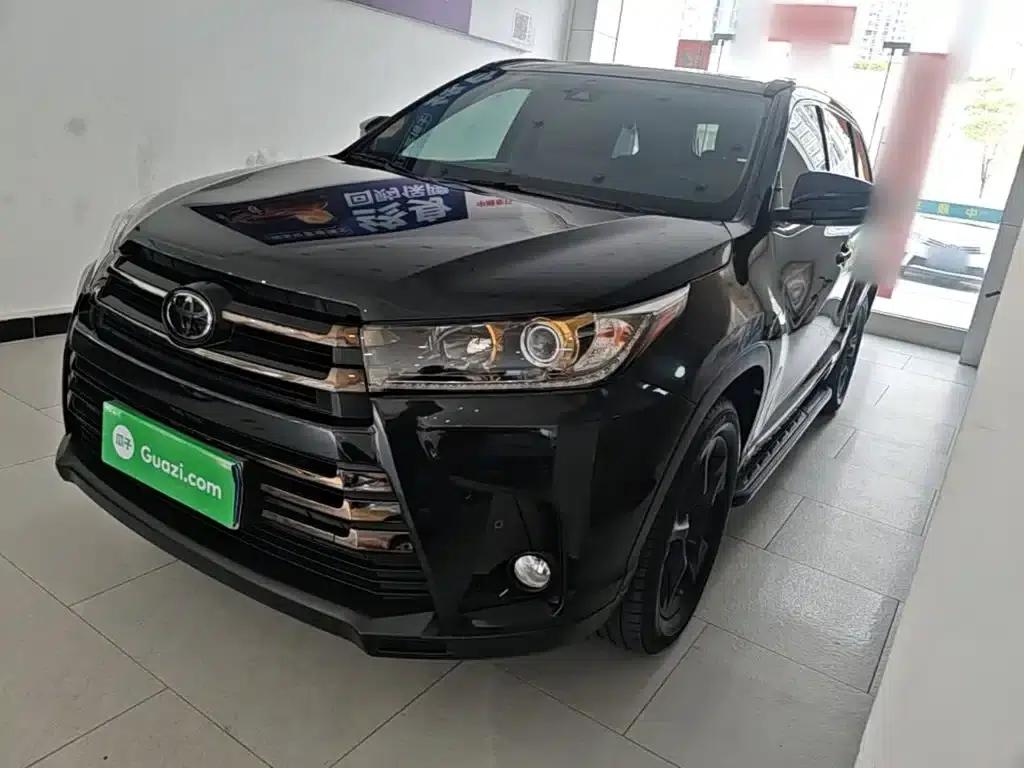 2018 Toyota Highlander 2.0T AWD Knight Edition 7-seater (China VI Emission Standard) — миниатюра 2
