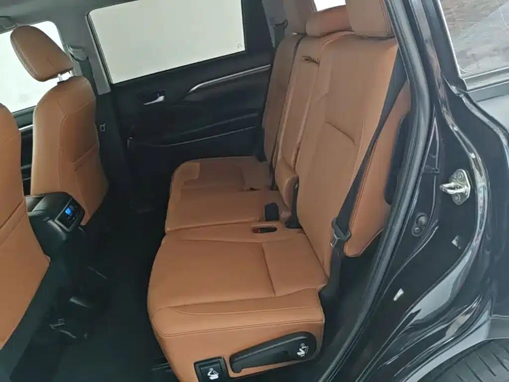 2018 Toyota Highlander 2.0T AWD Knight Edition 7-seater (China VI Emission Standard) — миниатюра 17