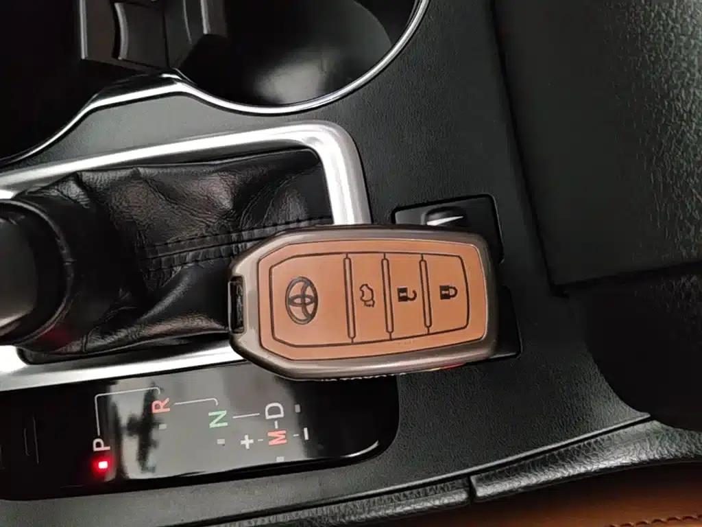 2018 Toyota Highlander 2.0T AWD Knight Edition 7-seater (China VI Emission Standard) — миниатюра 9