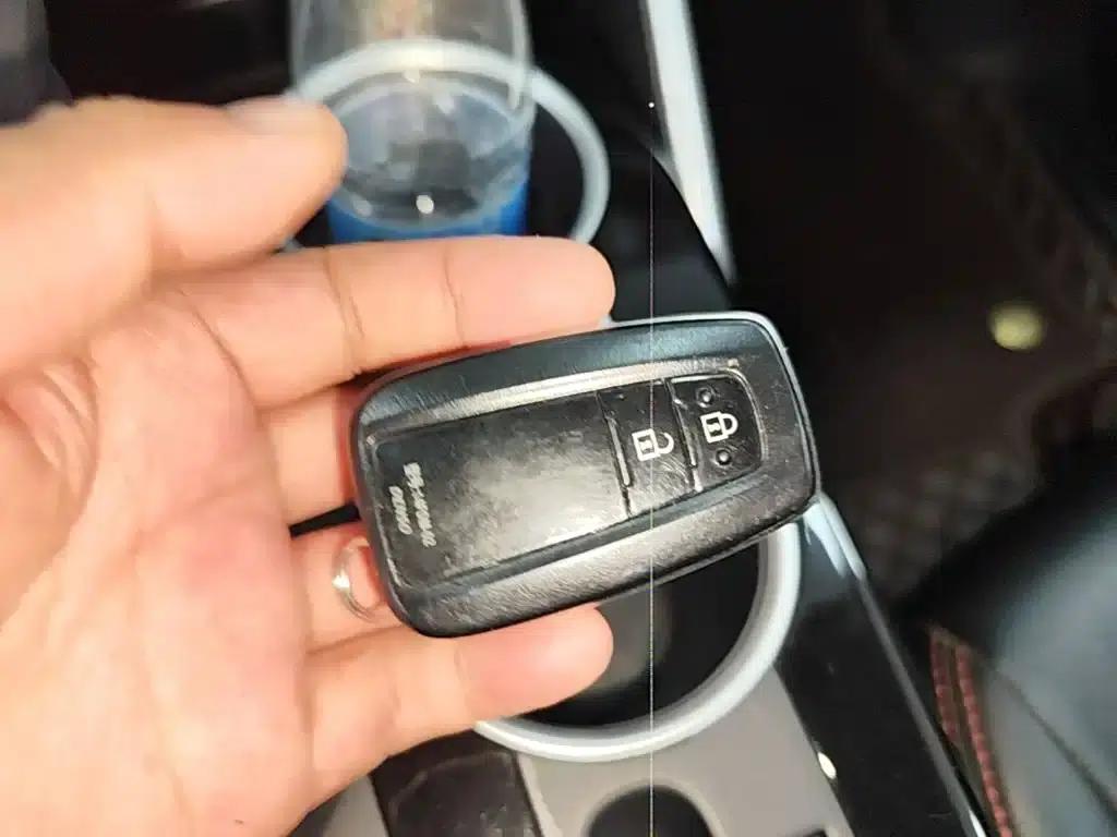 2023 Toyota Highlander 2.5L Intelligent Hybrid Dual-Motor AWD Elite Edition (7-seater) — миниатюра 9
