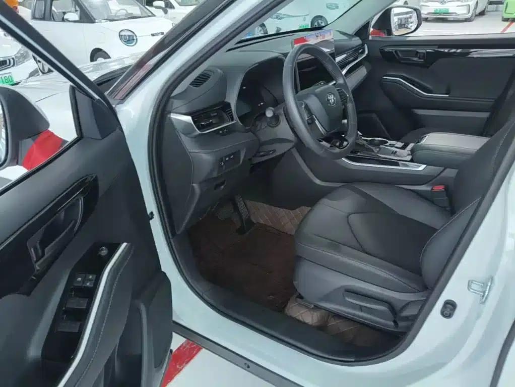 2026 Toyota Highlander 2.5L Intelligent Hybrid Dual-Motor Two-Wheel Drive Elite Edition (5-seater) — миниатюра 16