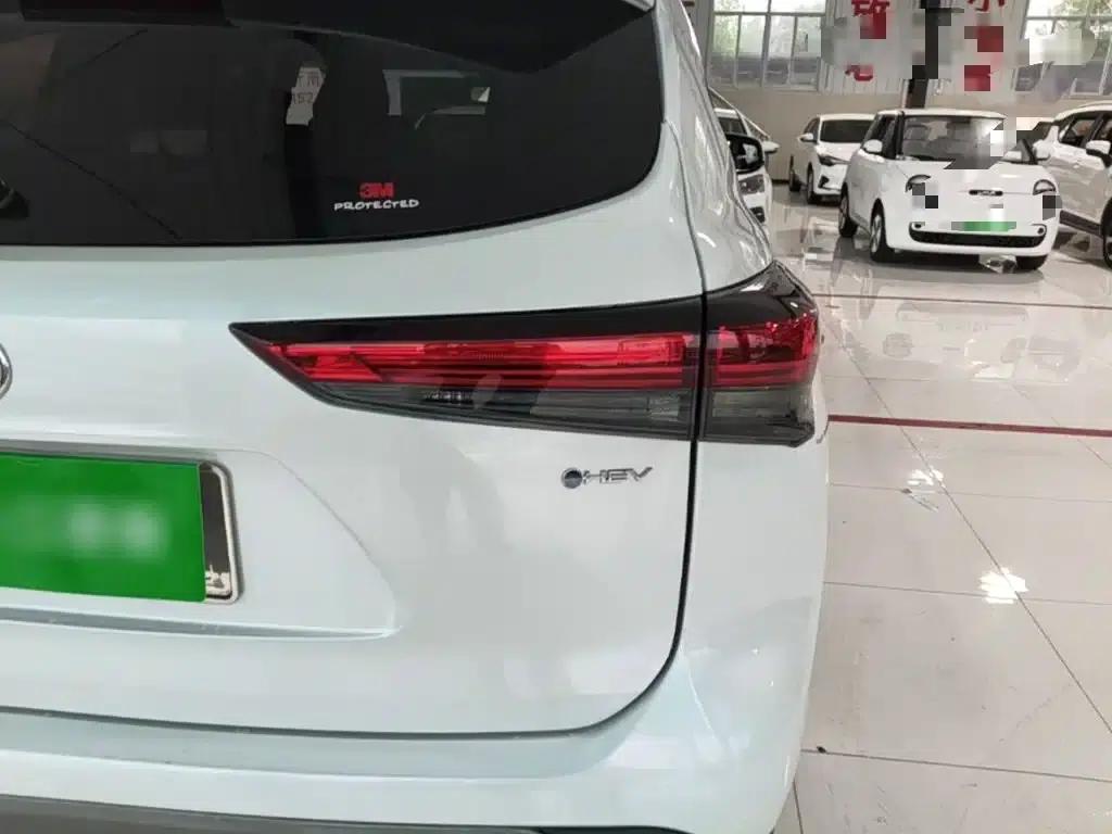 2026 Toyota Highlander 2.5L Intelligent Hybrid Dual-Motor Two-Wheel Drive Elite Edition (5-seater) — миниатюра 8