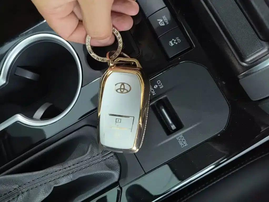 2026 Toyota Highlander 2.5L Intelligent Hybrid Dual-Motor Two-Wheel Drive Elite Edition (5-seater) — миниатюра 9