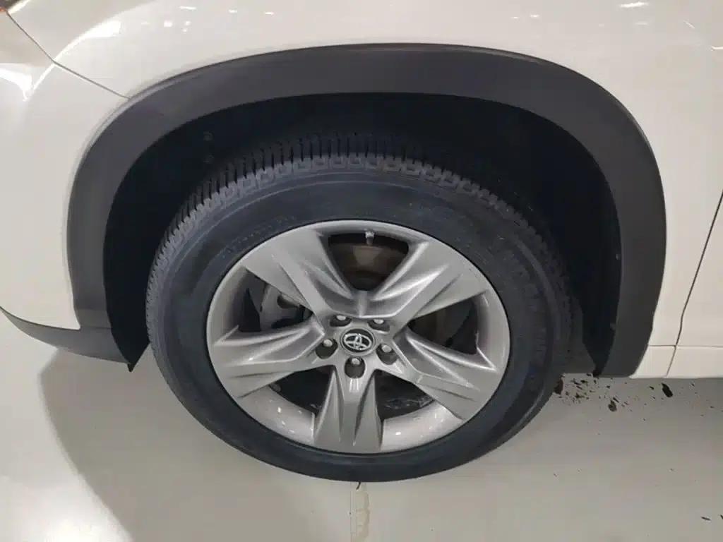 2018 Toyota Highlander 2.0T 4WD Luxury 7-seater (National V Emission Standard) — миниатюра 23