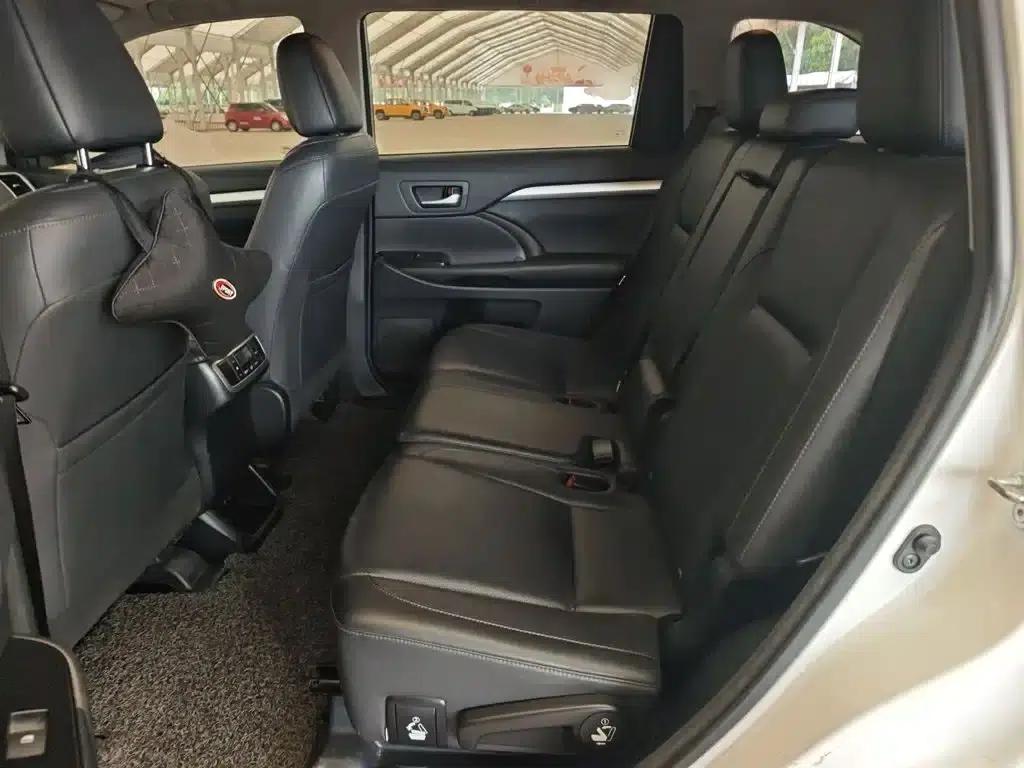 2018 Toyota Highlander 2.0T 2WD Luxury 7-seater (National V Emission Standard) — миниатюра 17