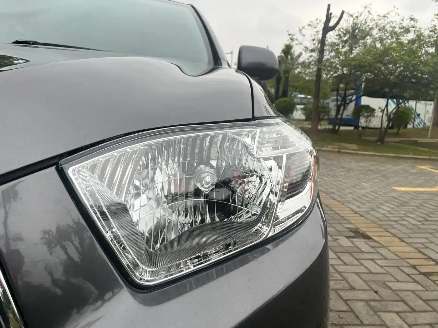 2007 Imported Highlander Limited Edition — миниатюра 13