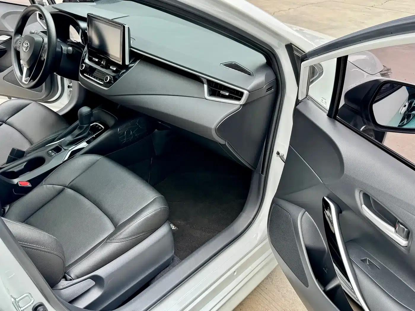Levin 2021 Hybrid 1.8H E-CVT Luxury Edition — миниатюра 12