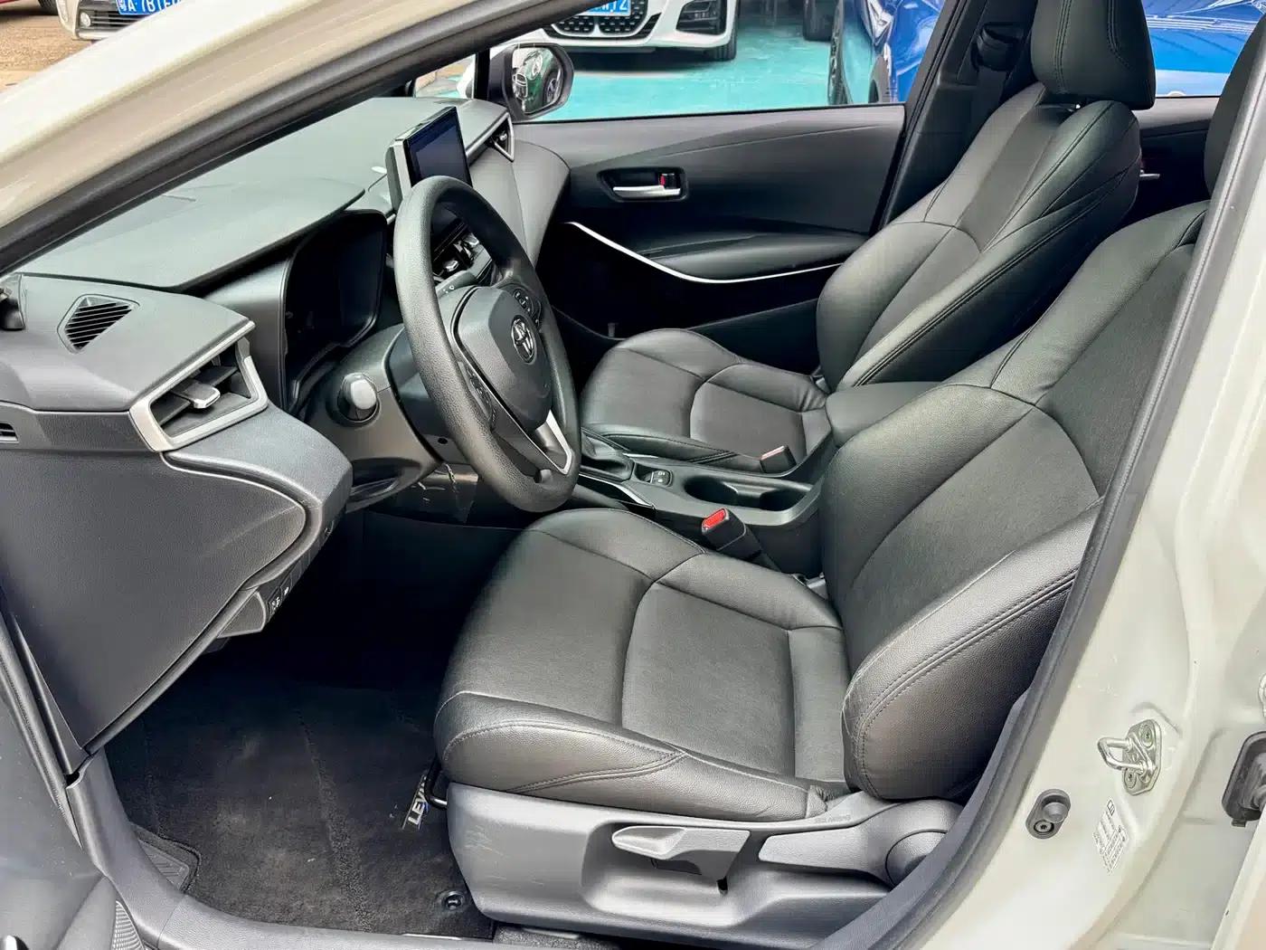 Levin 2021 Hybrid 1.8H E-CVT Luxury Edition — миниатюра 7