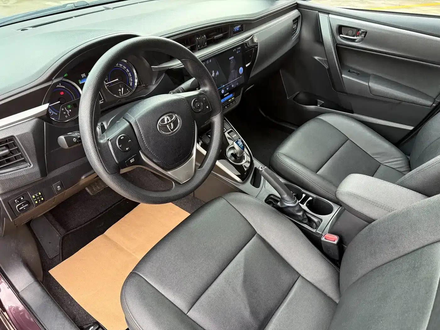 2016 Toyota Corolla Hybrid 1.8H GS E-CVT Elite Sunroof Edition — миниатюра 8