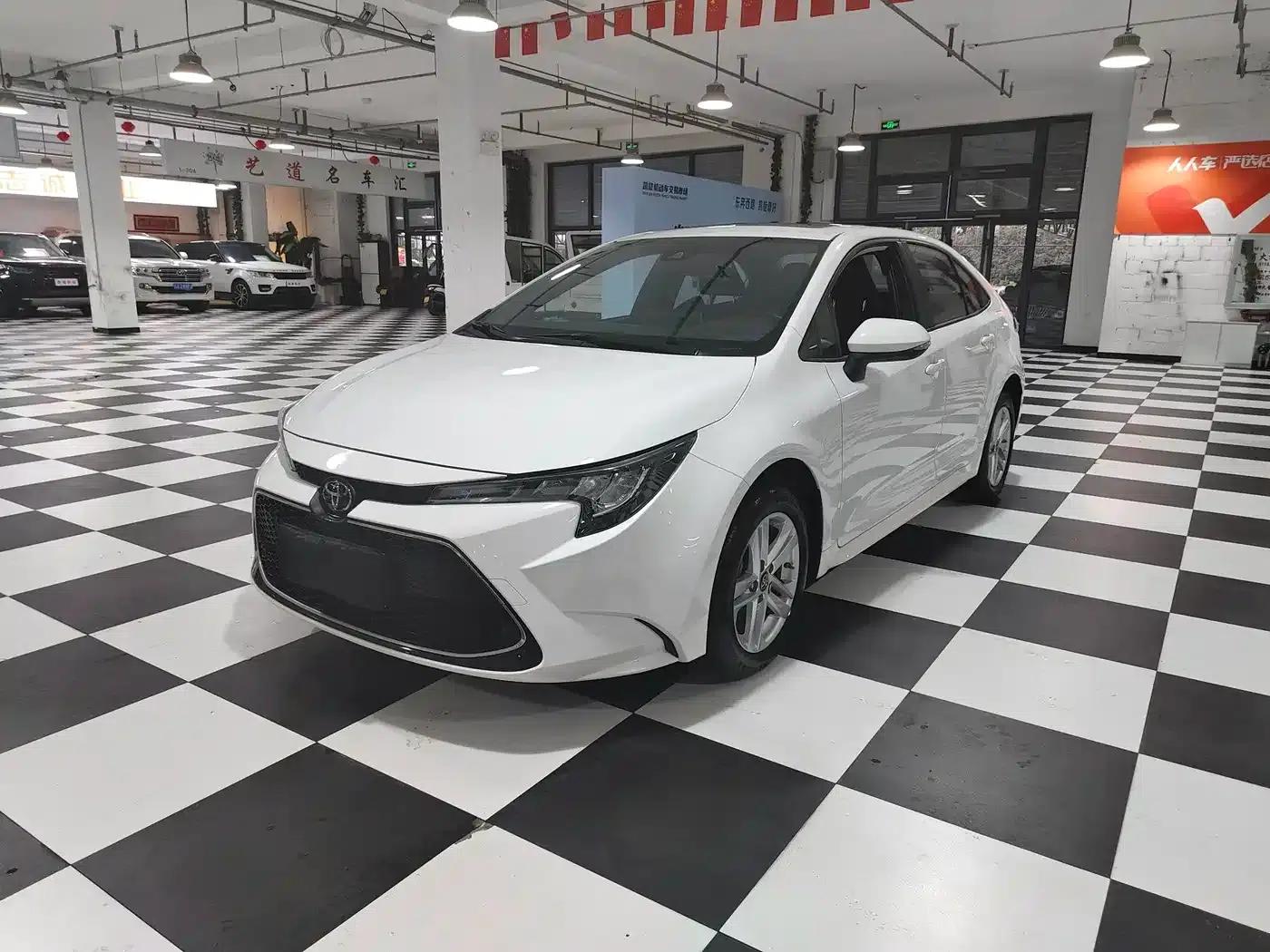 Levin 2022 185T CVT Luxury Edition — миниатюра 1