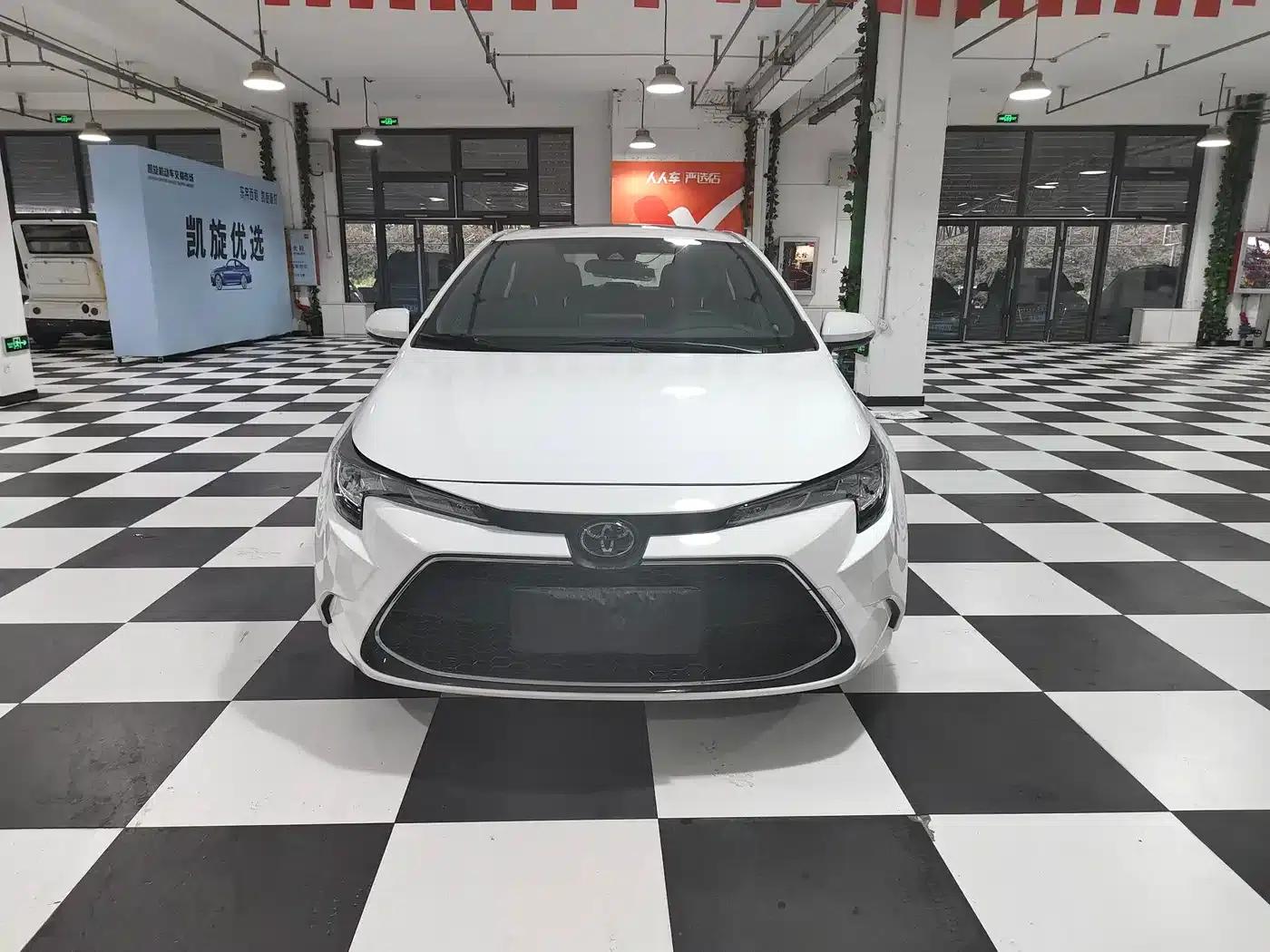Levin 2022 185T CVT Luxury Edition — миниатюра 2