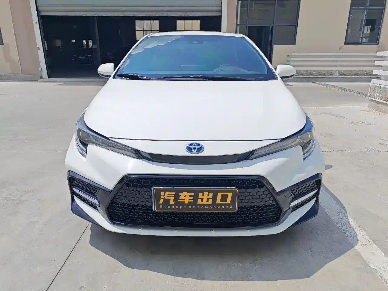 Levin 2022 Hybrid 1.8H E-CVT Sport Edition — миниатюра 2