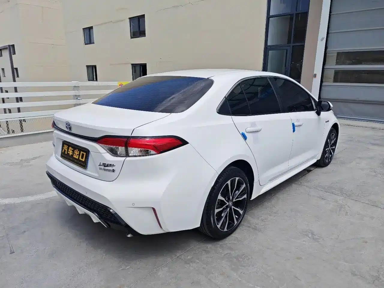 Levin 2022 Hybrid 1.8H E-CVT Sport Edition — миниатюра 9