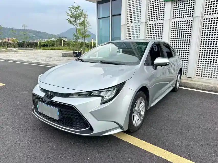 Levin 2021 185T CVT Luxury Edition — миниатюра 1