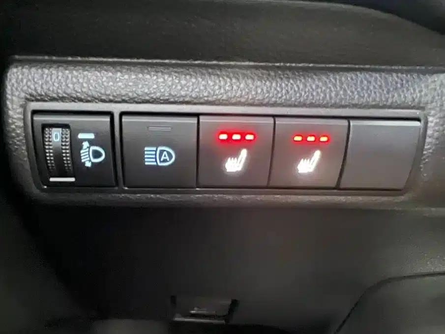 Levin 2022 Hybrid 1.8H E-CVT Sport Edition — миниатюра 13