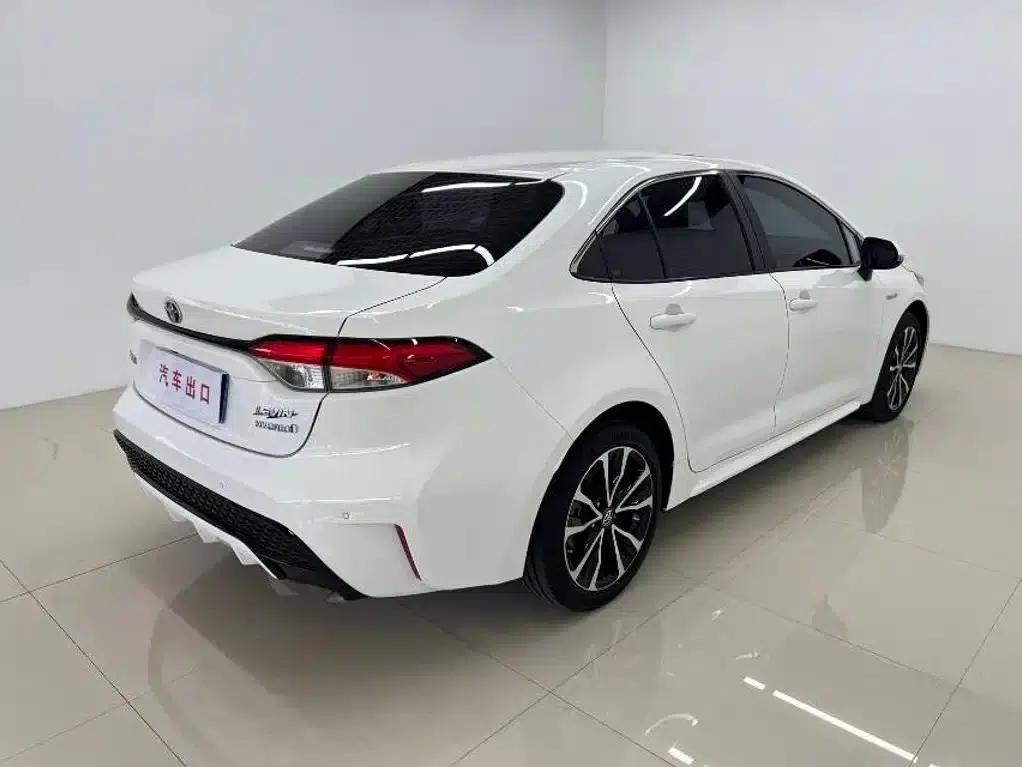 Levin 2022 Hybrid 1.8H E-CVT Sport Edition — миниатюра 4