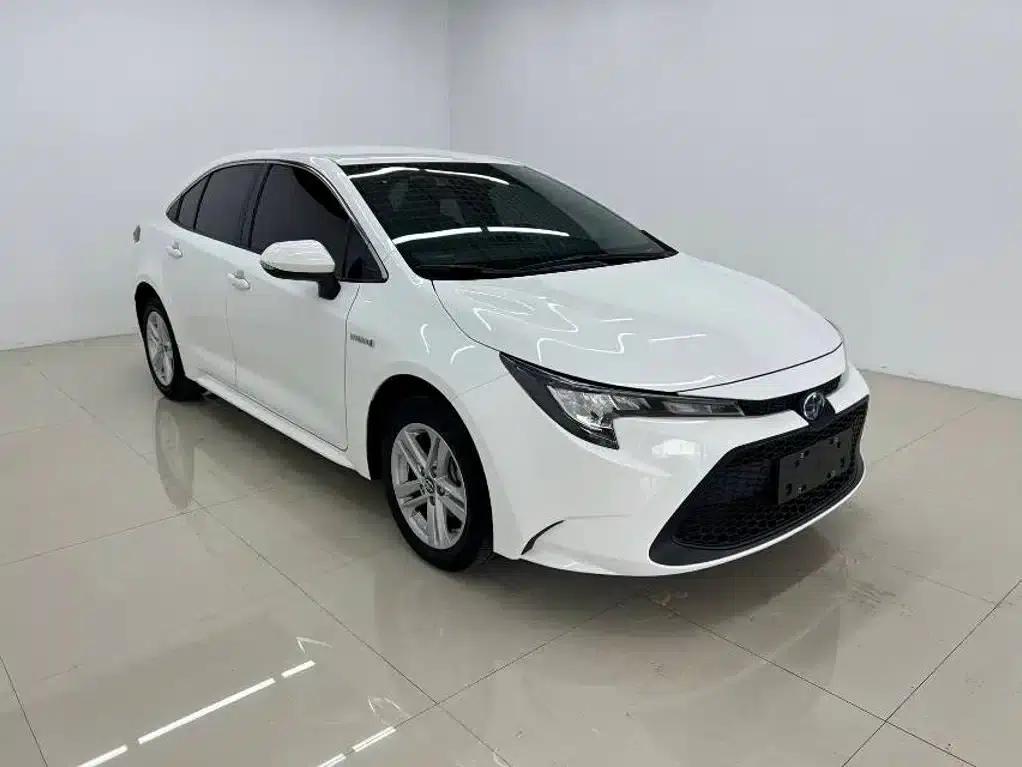 Levin 2022 Hybrid 1.8H E-CVT Leading Edition — миниатюра 3