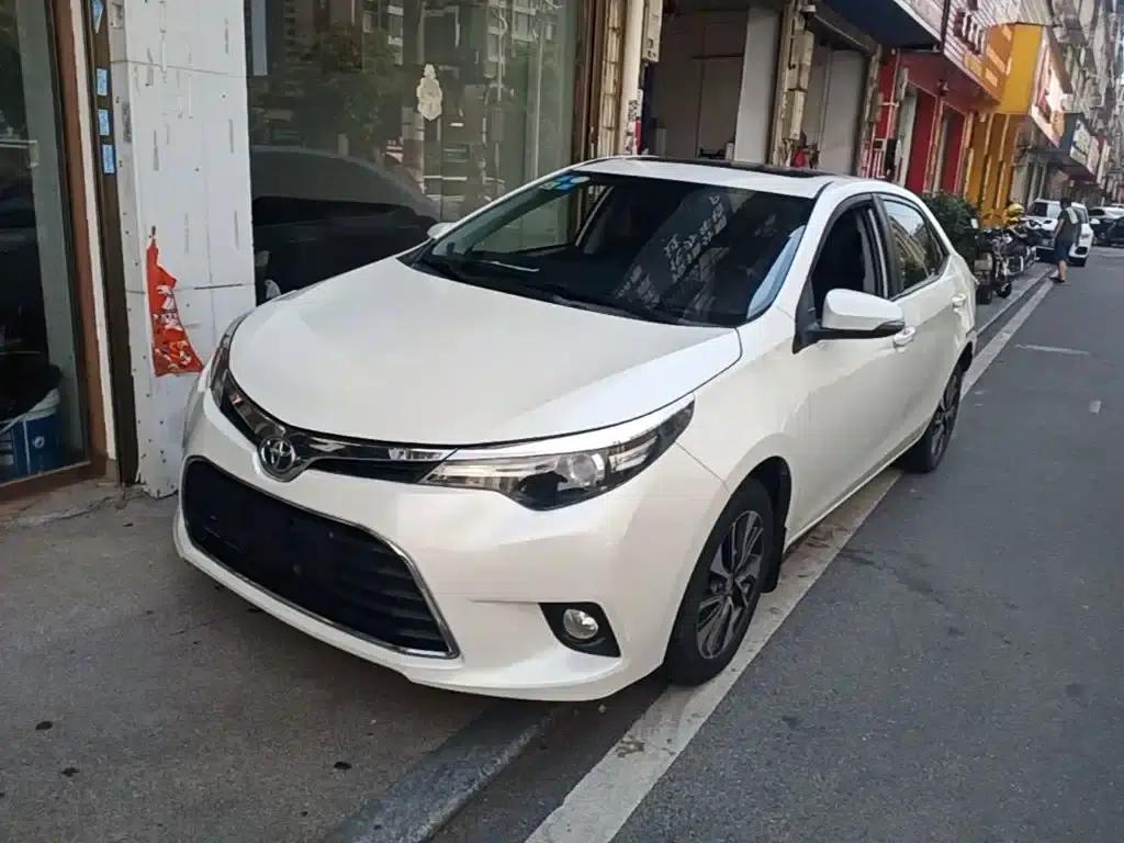 Levin 2014 1.8GS CVT Elite Edition — миниатюра 1