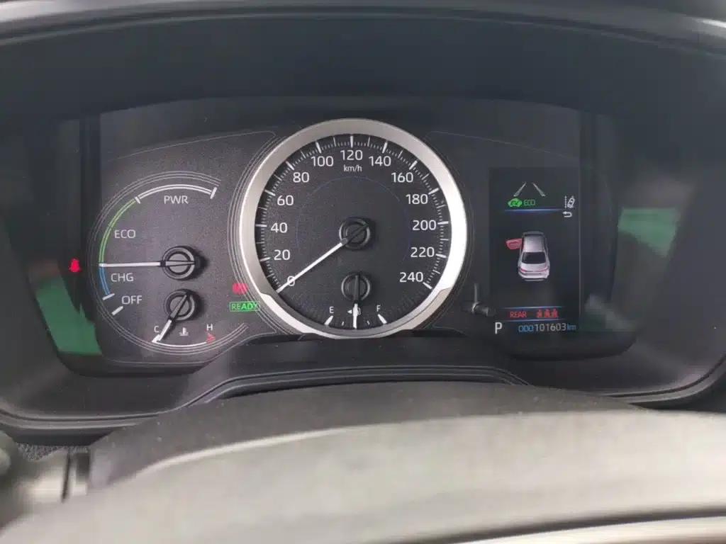 Levin 2021 Hybrid 1.8H E-CVT Luxury Edition — миниатюра 12