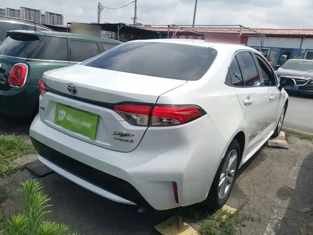 Levin 2021 Hybrid 1.8H E-CVT Luxury Edition — миниатюра 7
