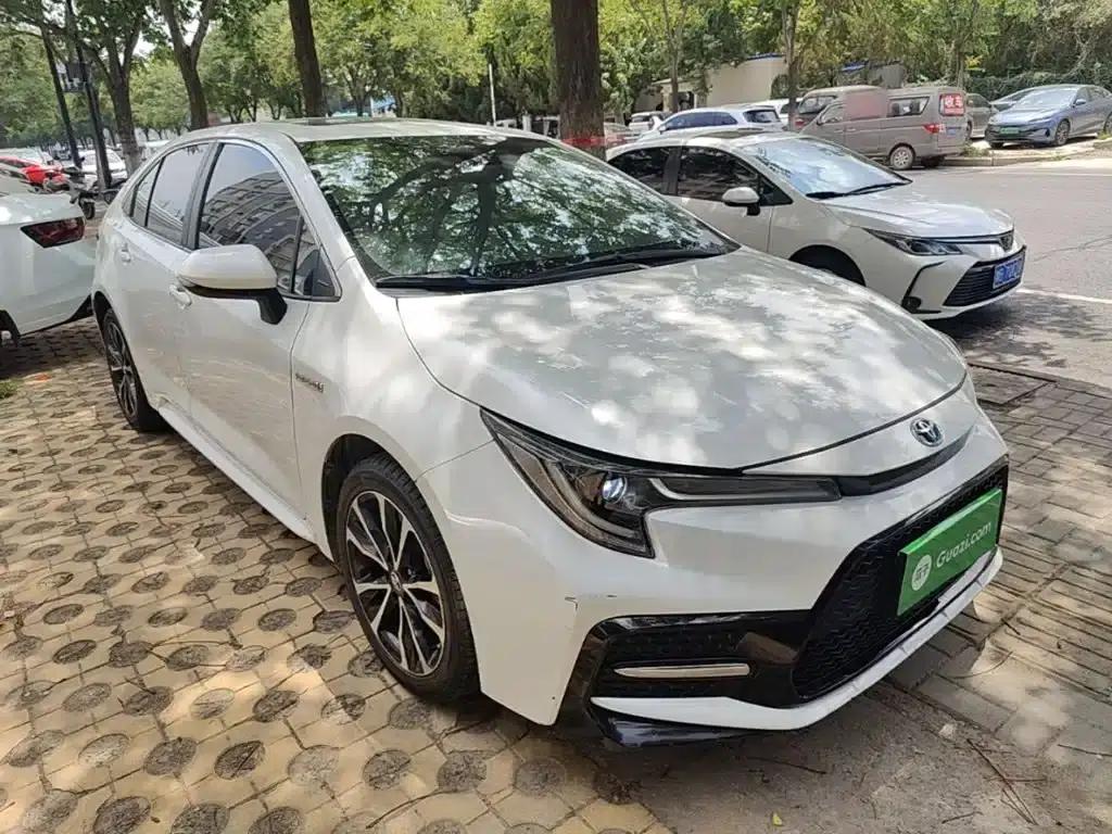 Levin 2022 Hybrid 1.8H E-CVT Sport Edition — миниатюра 4