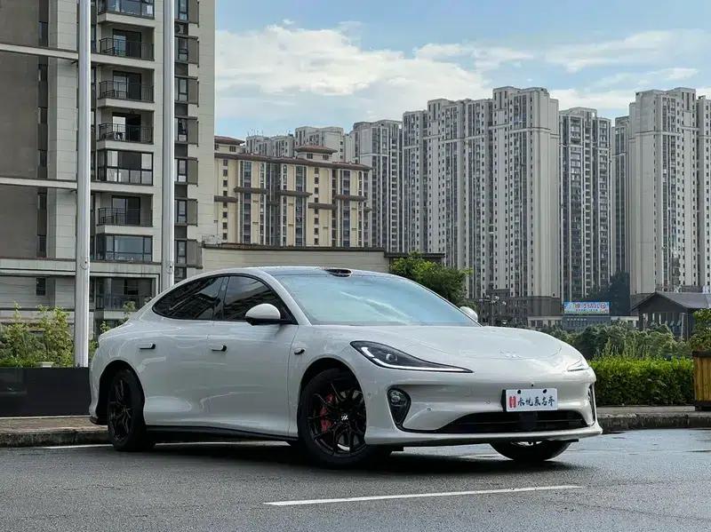 Zhiji L6 2025 Max+ 74kWh — миниатюра 3