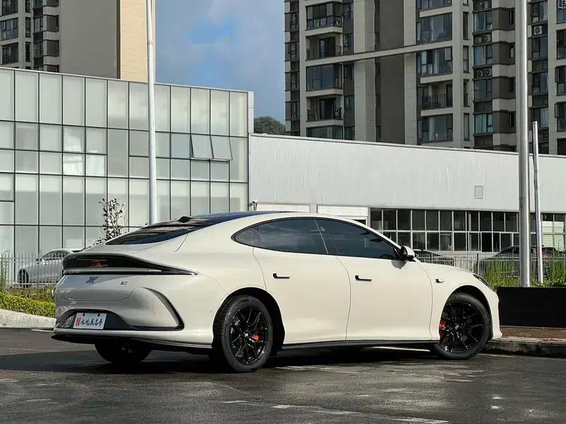 Zhiji L6 2025 Max+ 74kWh — миниатюра 5