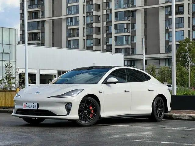 Zhiji L6 2025 Max+ 74kWh